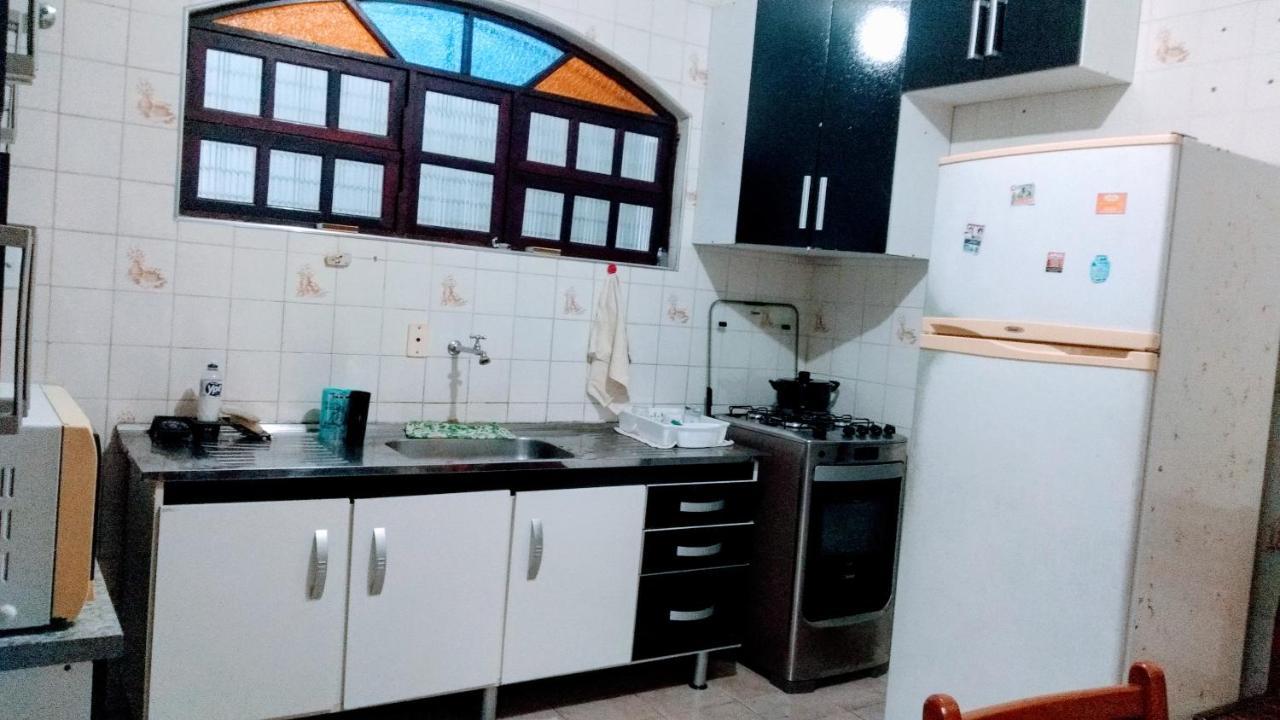 Casa Temporada A 3 Quadra Da Praia Прая-Гранди Экстерьер фото